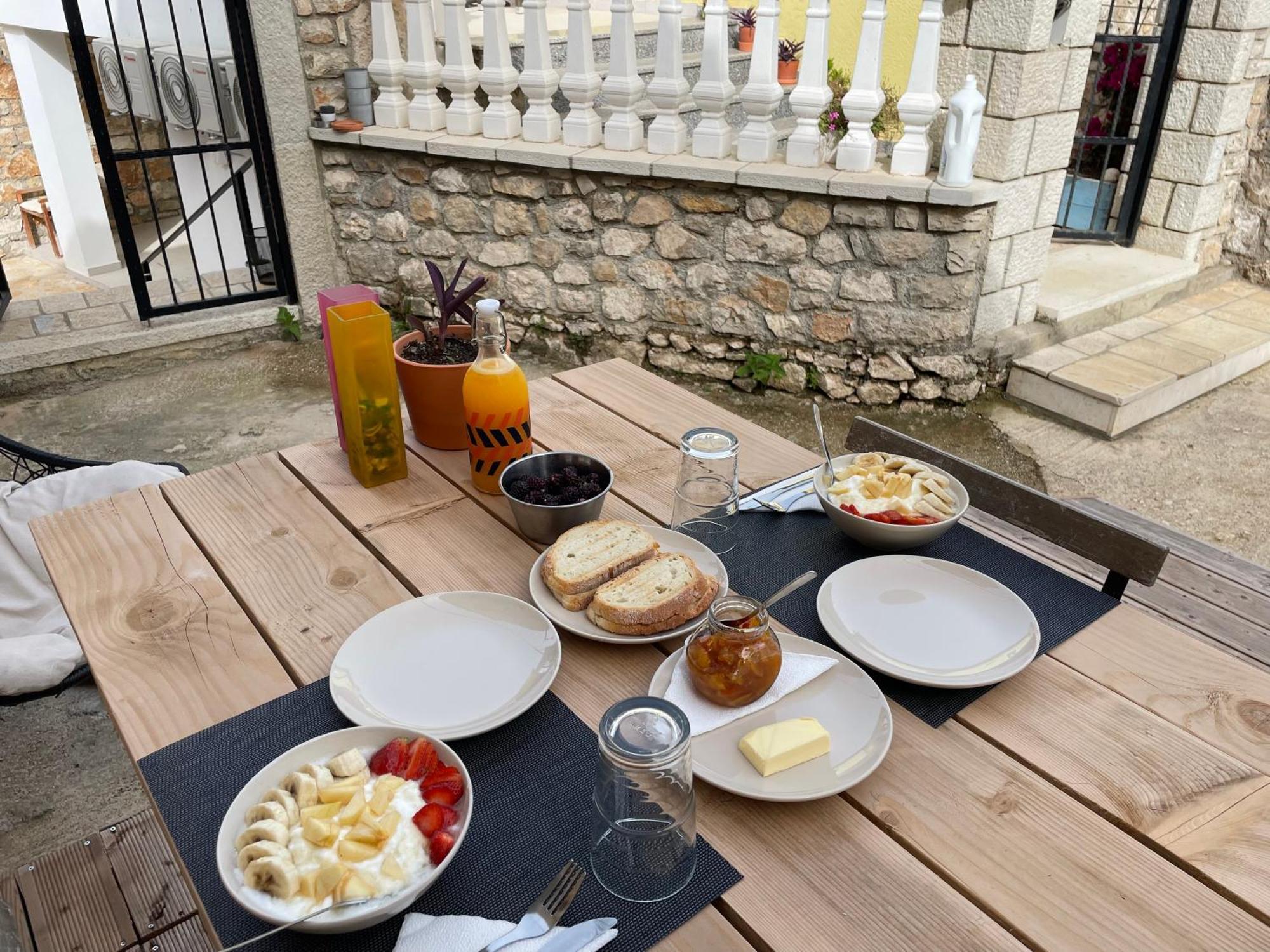 Guesthouse Near The Castle Of 히마레 외부 사진