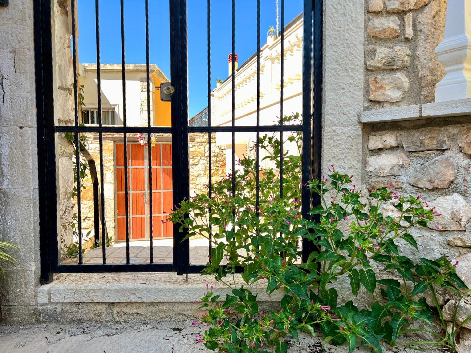 Guesthouse Near The Castle Of 히마레 외부 사진